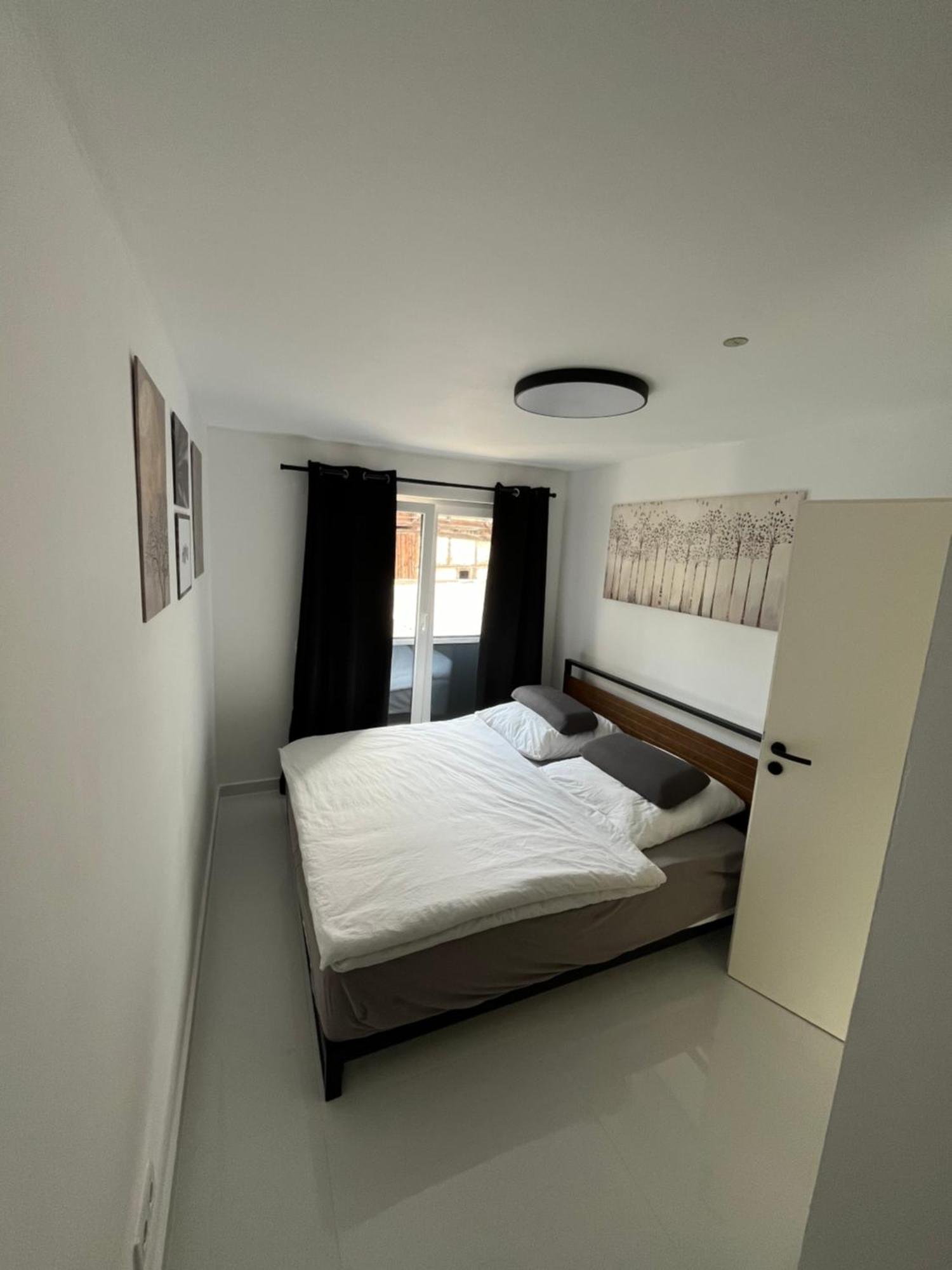 2 Moderne Wohnung Nahe Museum ซินส์ไฮม์ ภายนอก รูปภาพ
